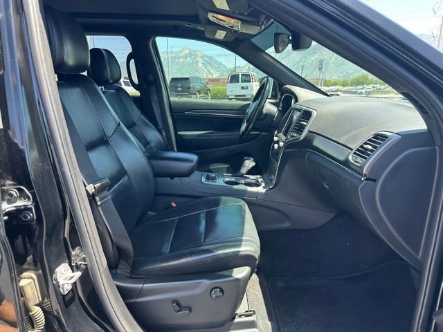 Used 2018 Black Jeep Limited 4x4 image 32