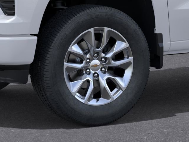 New 2026 Summit White Chevrolet Custom image 9