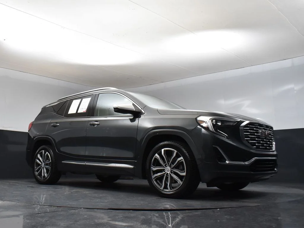 Used 2020 Gray GMC Denali image 32