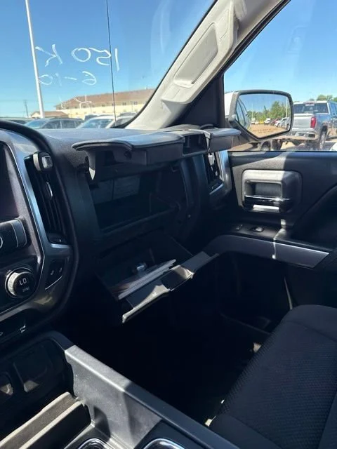 Used 2017 SILVER ICE METALLIC Chevrolet LT image 15