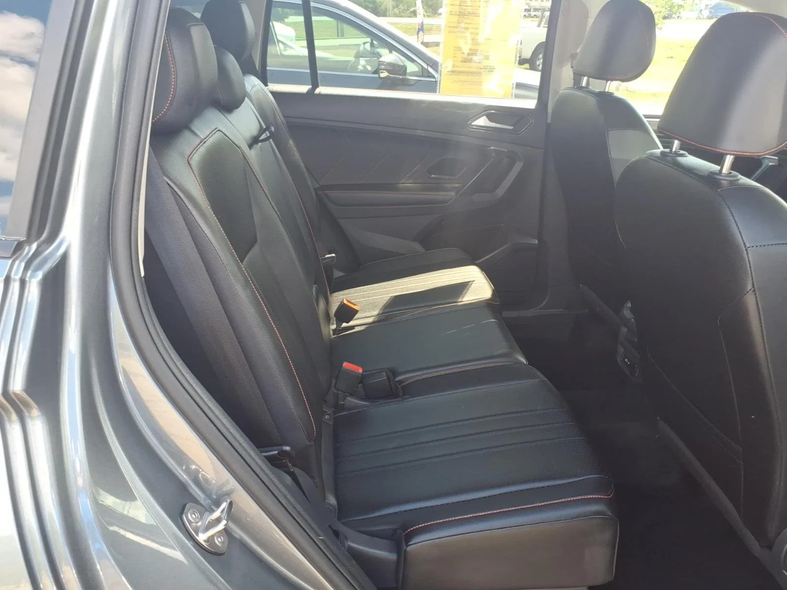 Used 2024 Platinum Gray Volkswagen 2.0T SE image 16