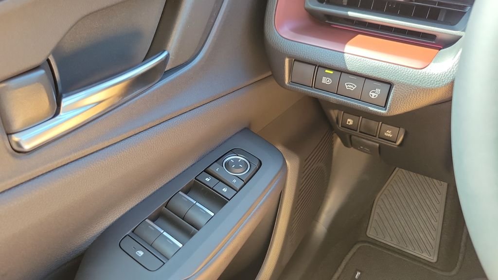 New 2026 Wind Chill Pearl <sup>1</sup> Toyota  XSE image 19