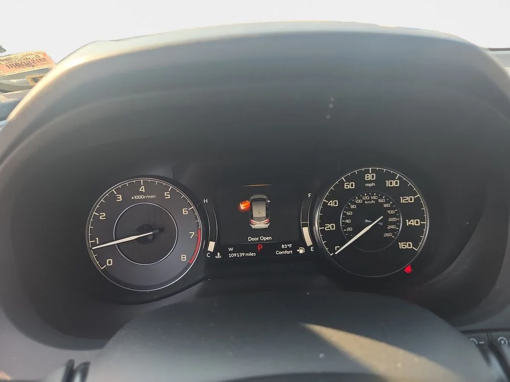 Used 2021  Acura Base image 14