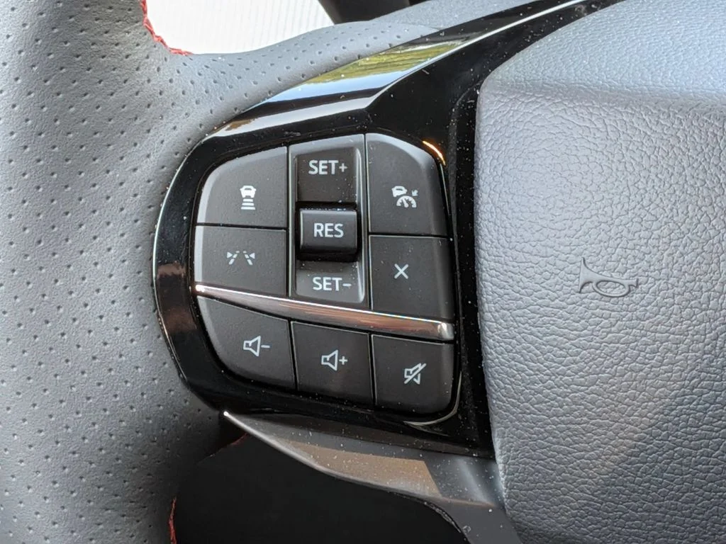 New 2026 Space White Metallic Ford ST-Line image 21