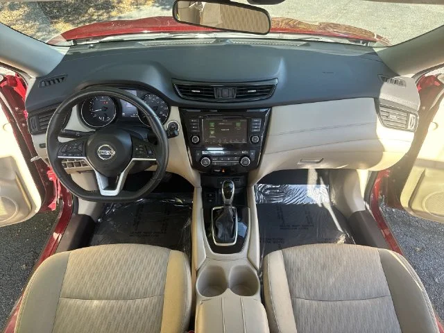 Used 2019 Red Nissan SV image 9
