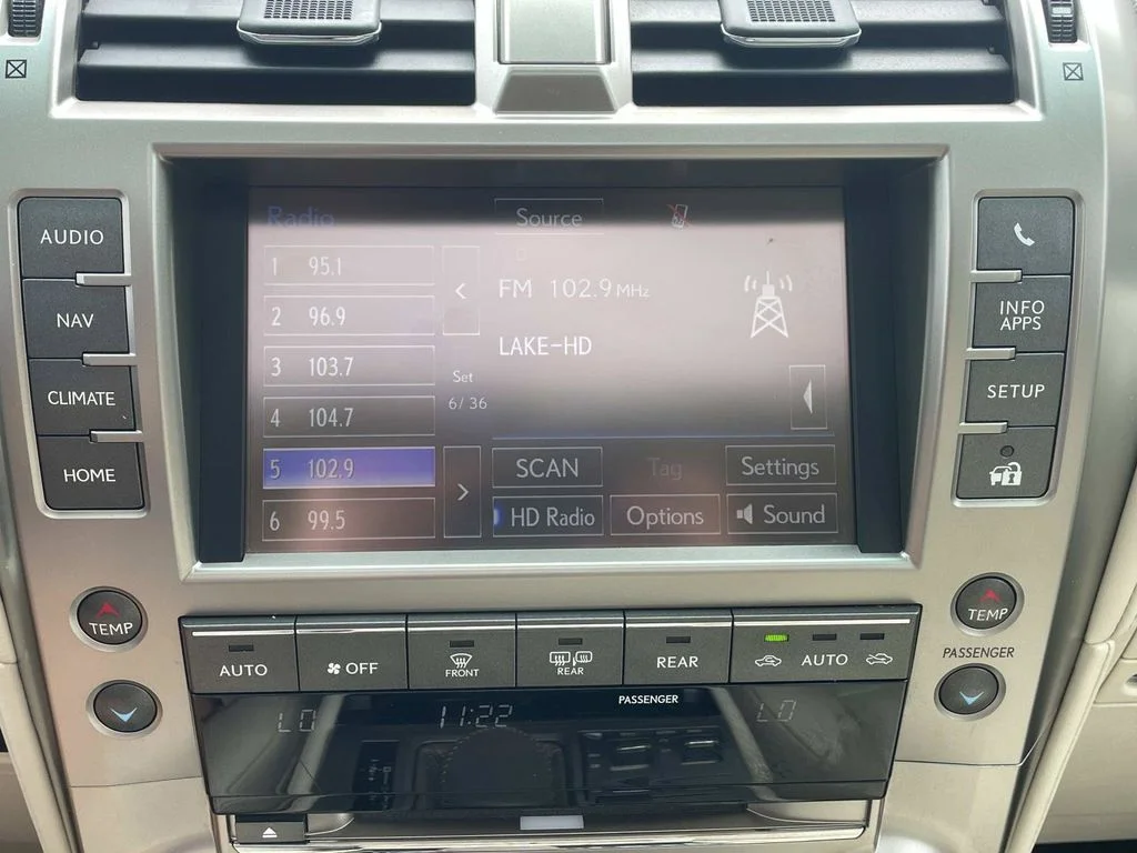 Used 2018  Lexus 460 image 38