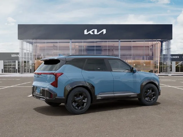 New 2027 Frost Blue Kia X-Line S image 6