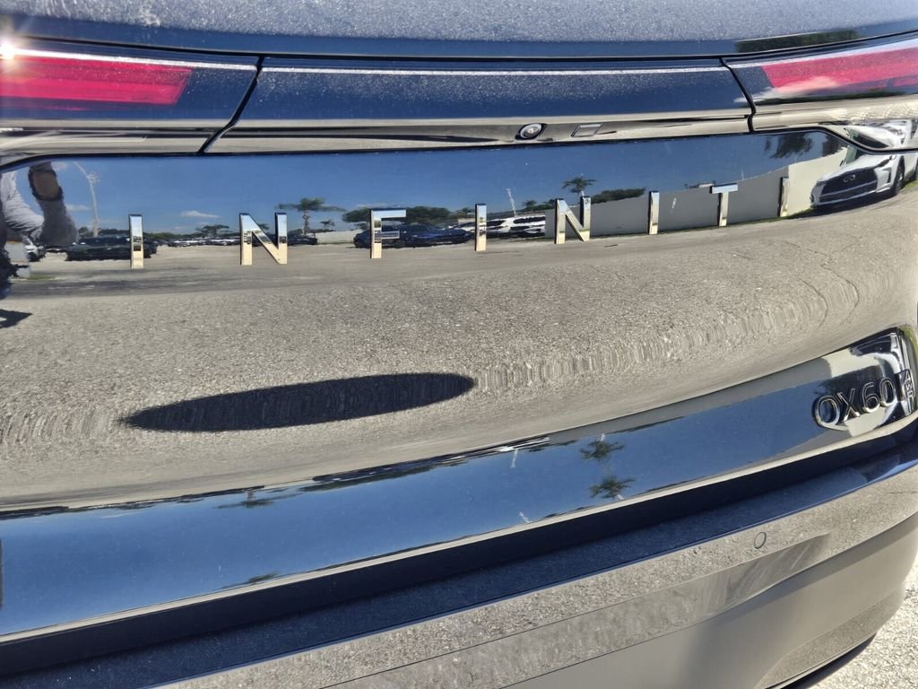 New 2027 MINERAL BLACK INFINITI Autograph AWD image 10