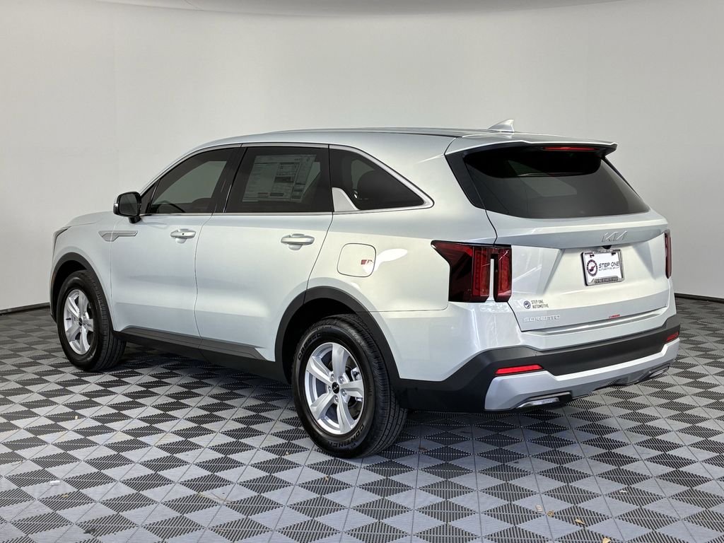 New 2026 Ivory Silver Kia LX image 5