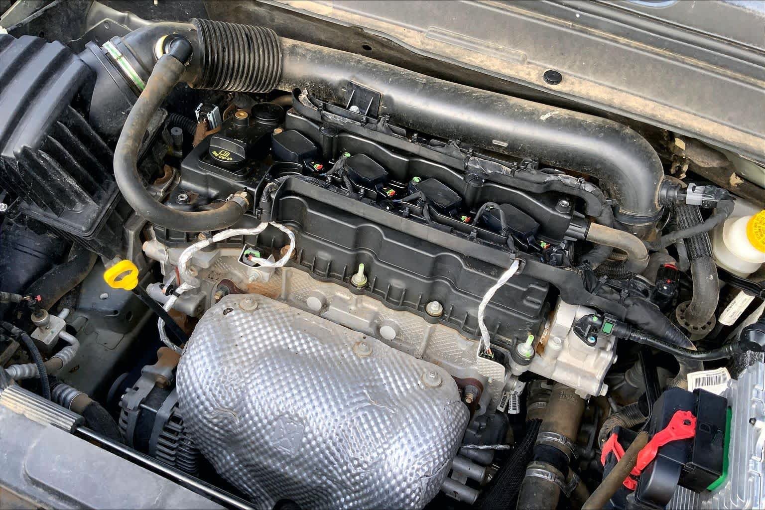 Used 2021 Graphite Gray Jeep Latitude image 33