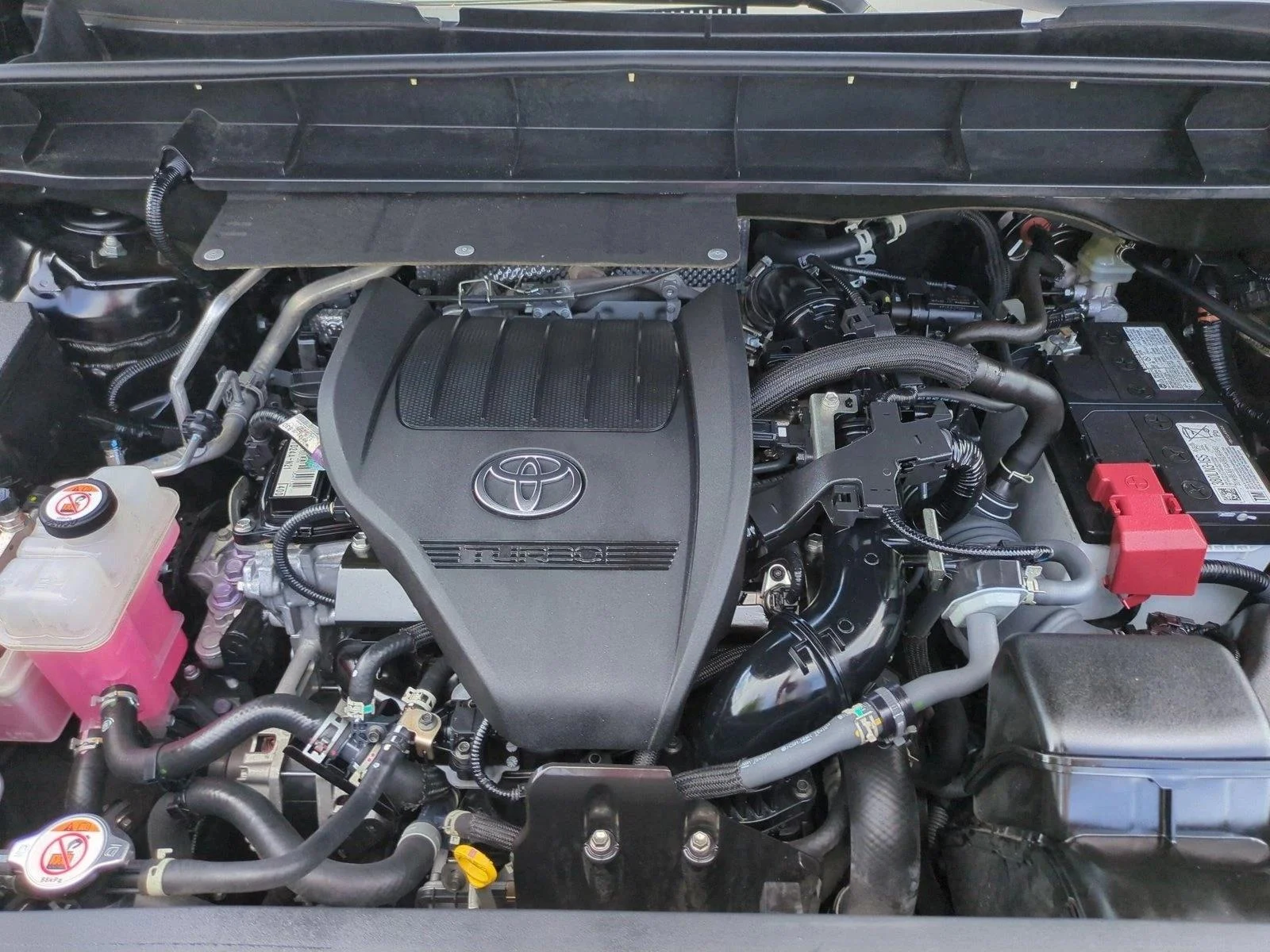 Used 2023 Midnight Black Metallic Toyota XLE image 23
