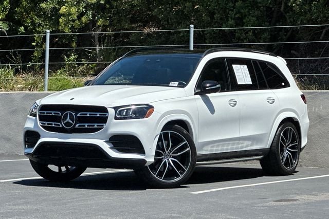 Used 2022  Mercedes-Benz GLS 450 image 1