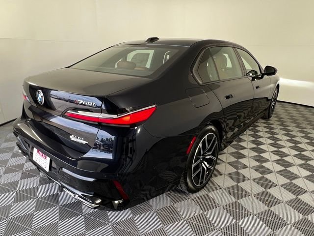 New 2025 Black BMW 760i xDrive image 7