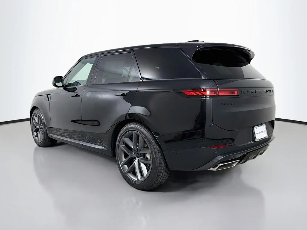 New 2027 Santorini Black Land Rover SE image 7