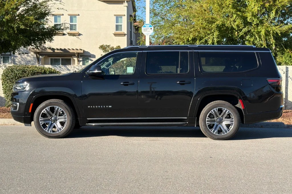 Used 2024 Diamond Black Jeep Series II image 7