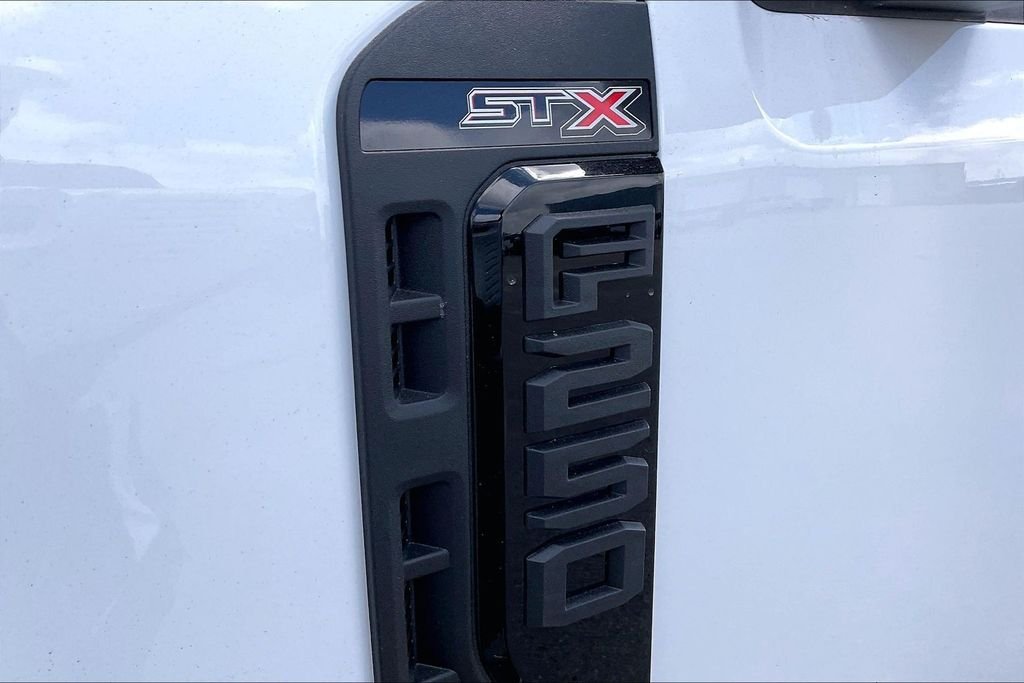 New 2026 Ford Super Duty F-250 XL 4D Crew Cab