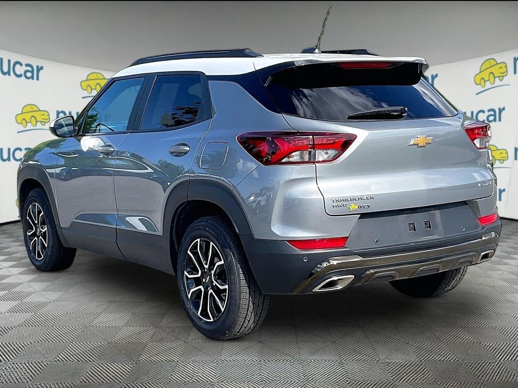 Used 2023 Sterling Gray Metallic Chevrolet ACTIV image 4