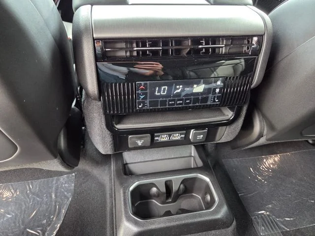 New 2026 High Gloss Black Exterior Paint Jeep Limited Altitude image 16