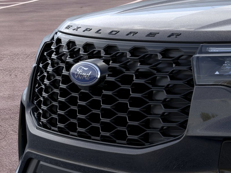 New 2026 Agate Black Metallic Ford ST-Line image 17