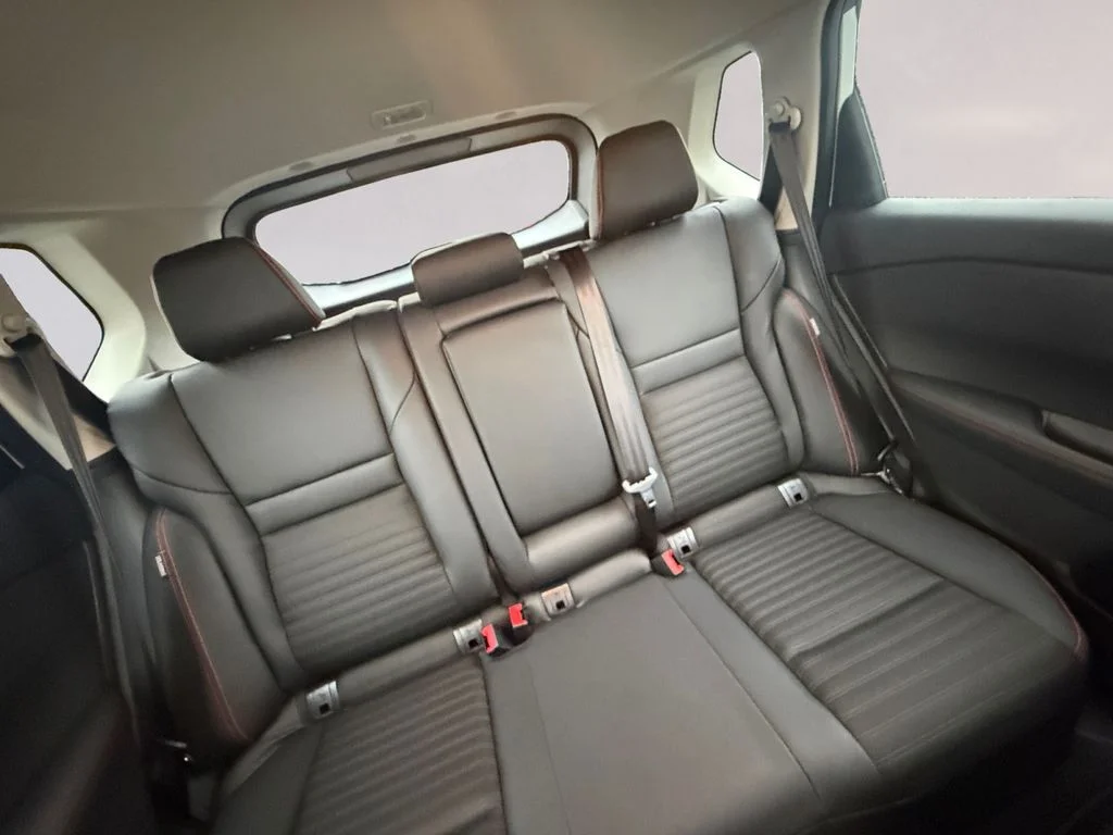 New 2026 Everest White Pearl TriCoat Nissan Rock Creek® image 18