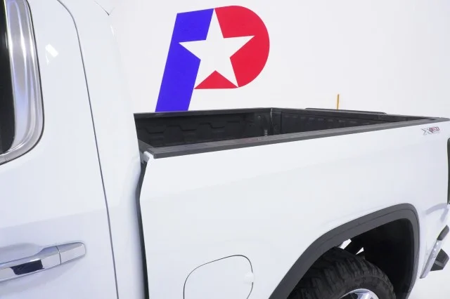 Used 2024 INTERSTELLAR WHITE GMC SLT image 10