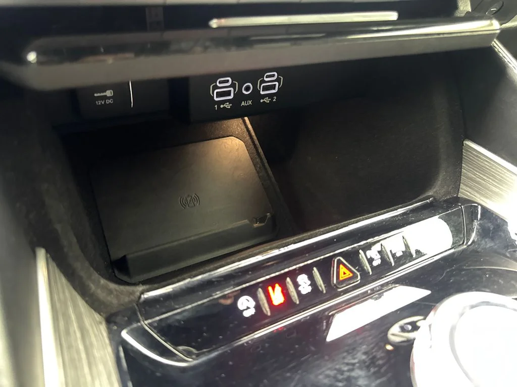 Used 2024 White Jeep Series II image 71