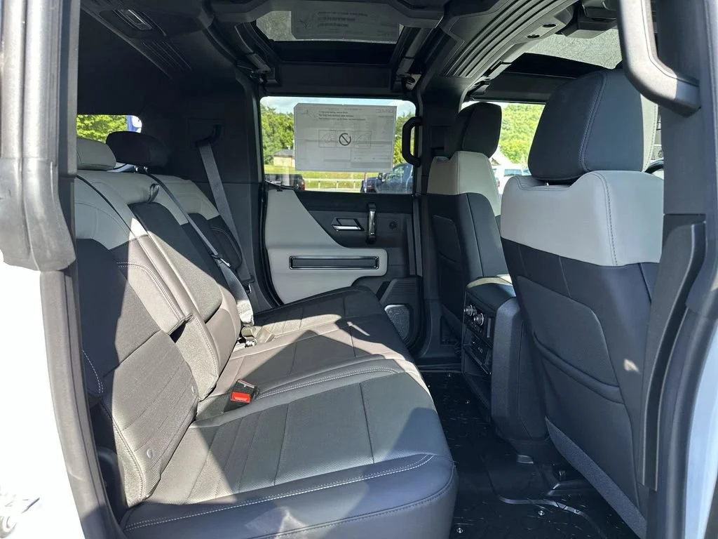 2026 GMC HUMMER EV 3X - Photo 11