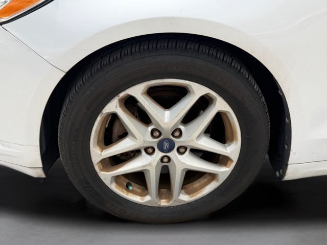 Used 2013 White Ford SE image 38