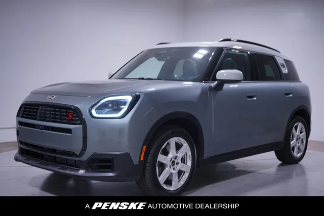2026 MINI Cooper S Countryman Iconic