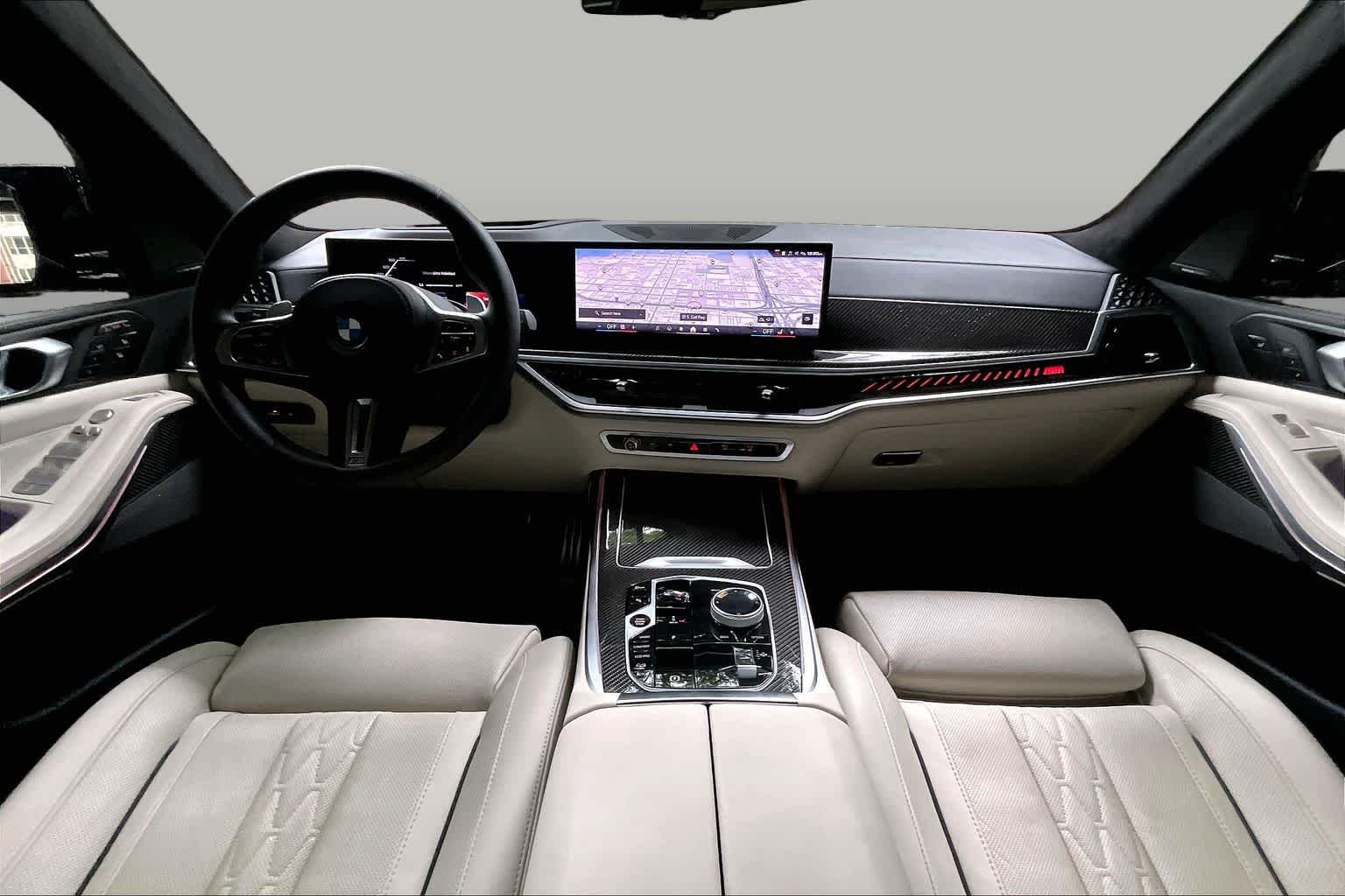 Used 2025 Skyscraper Grey Metallic BMW M60i image 15