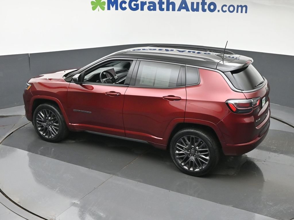 Used 2022 Red Jeep Limited image 23