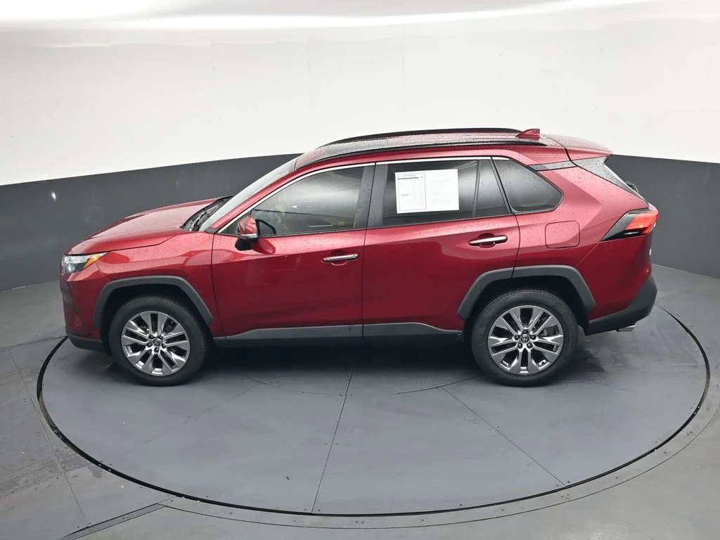 Used 2023 Red Toyota Limited image 41