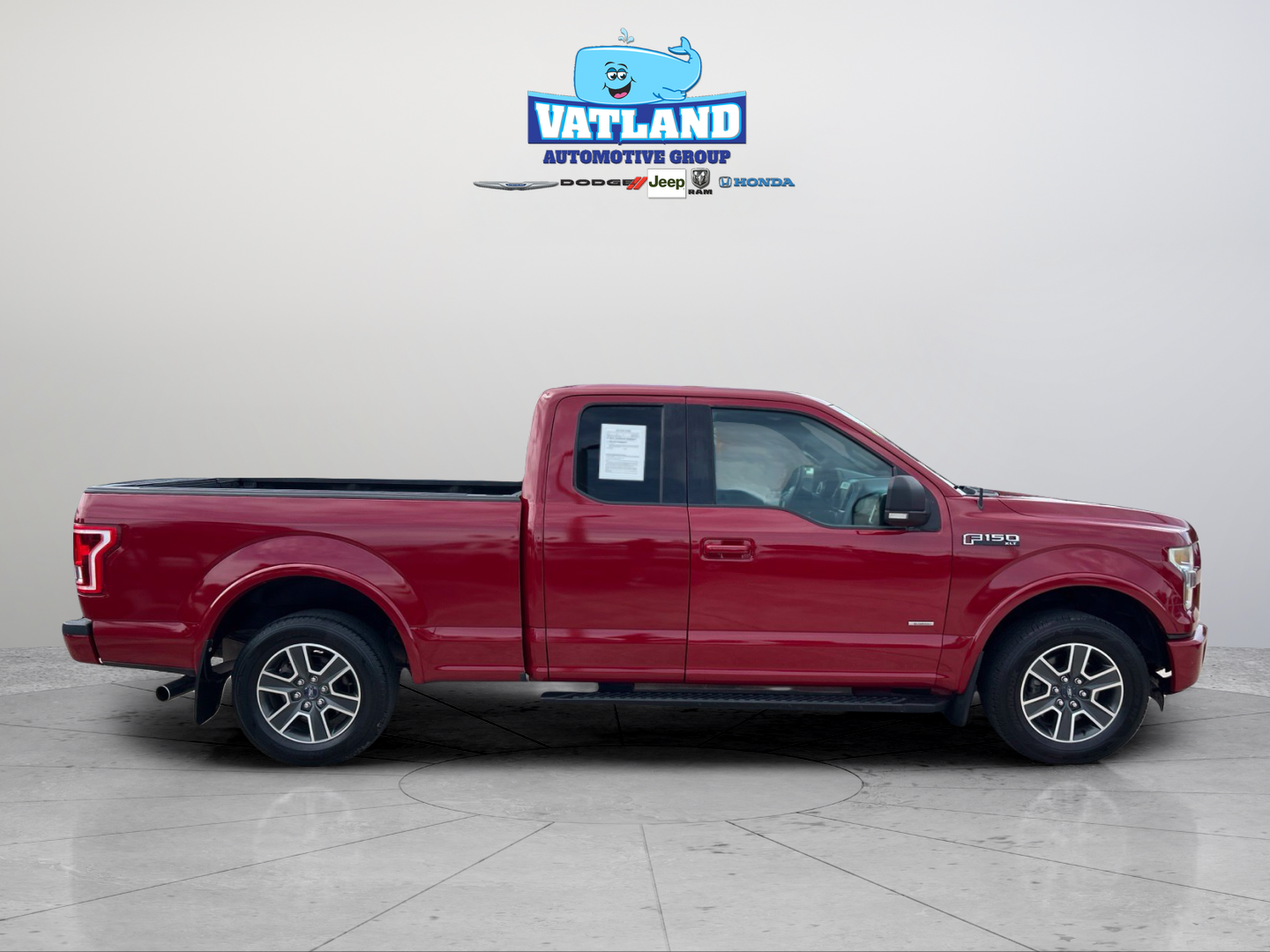 Used 2015 Red Ford XLT image 6