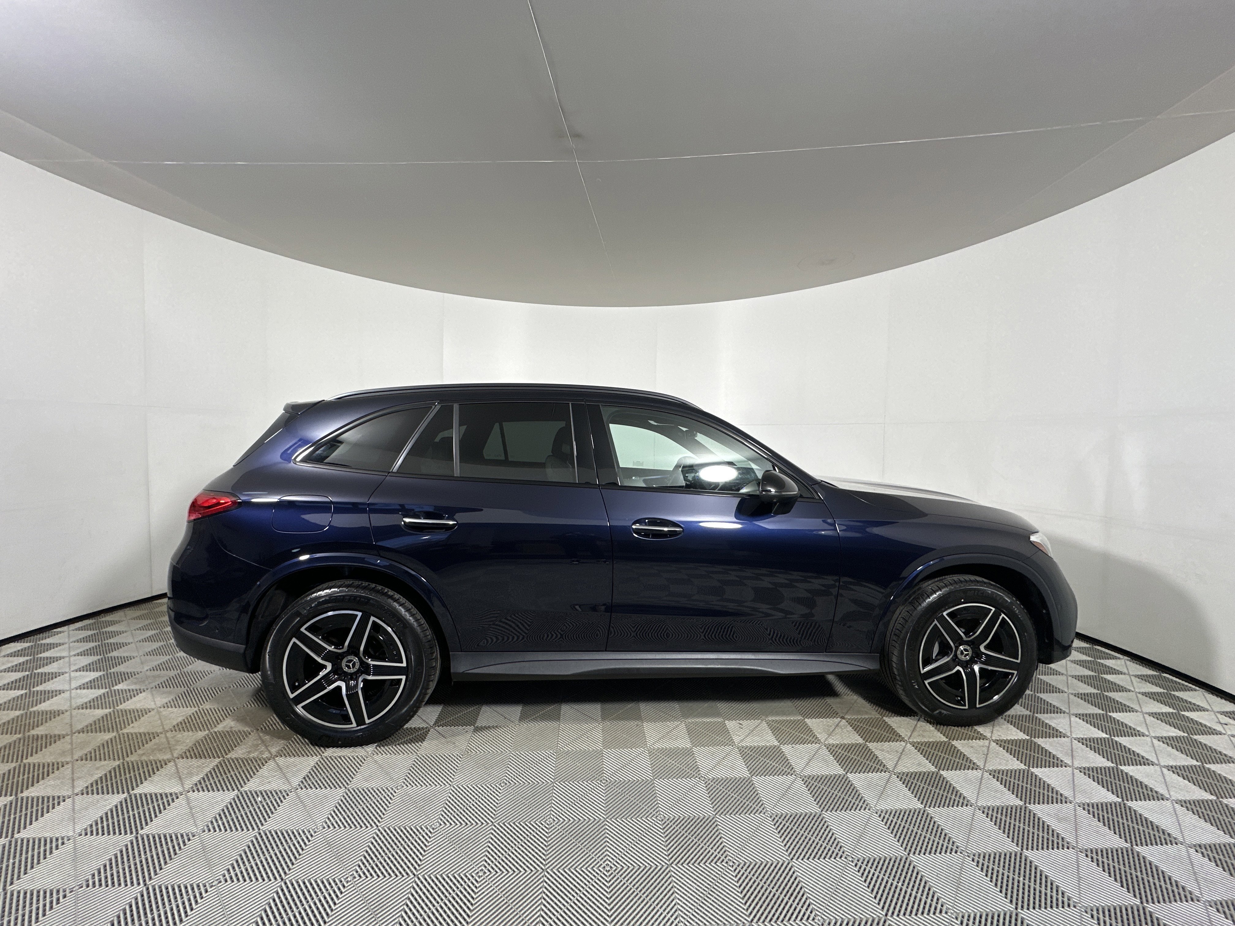 Certified Used 2023 Blue Mercedes-Benz GLC 300 image 8