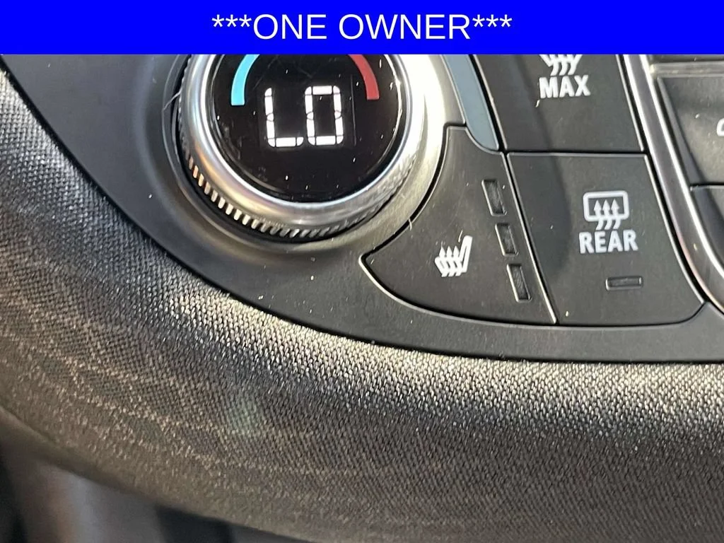 Used 2025 Summit White Chevrolet 1LT image 23