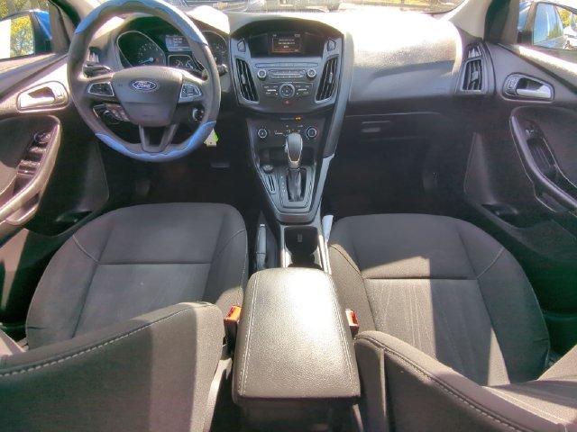 Used 2018 Blue Ford SE image 23