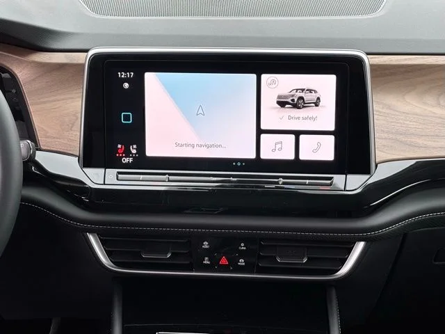 New 2026 Black Volkswagen 2.0T SE w/Technology image 12