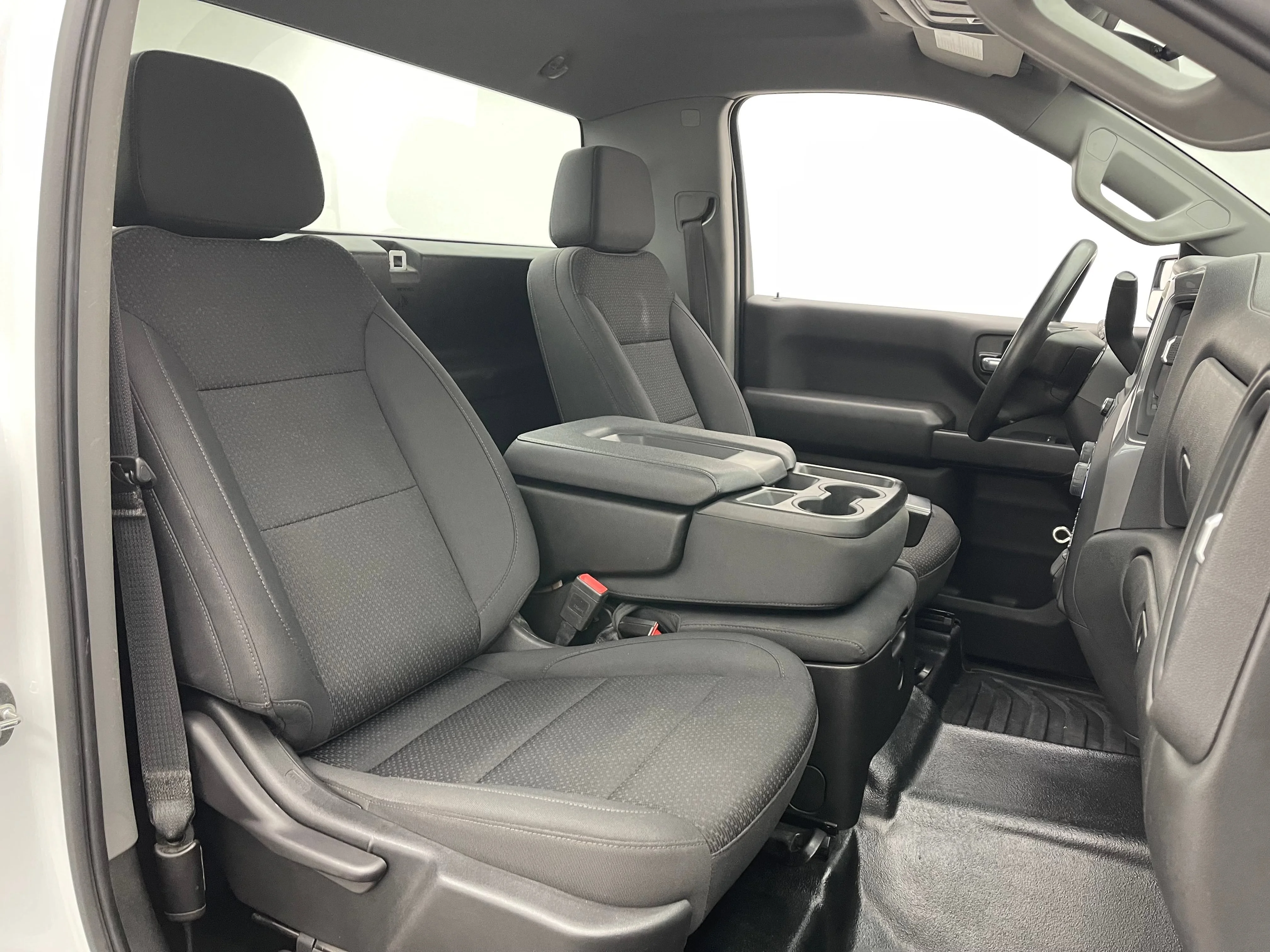 Used 2022 Summit White Chevrolet WT image 28