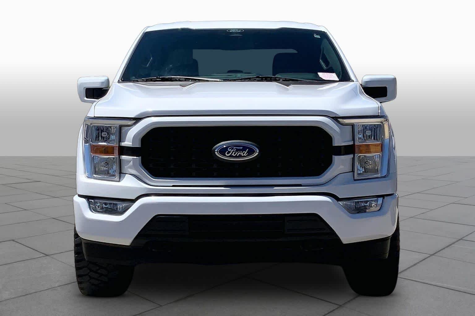 Used 2022 Oxford White Ford XL image 4