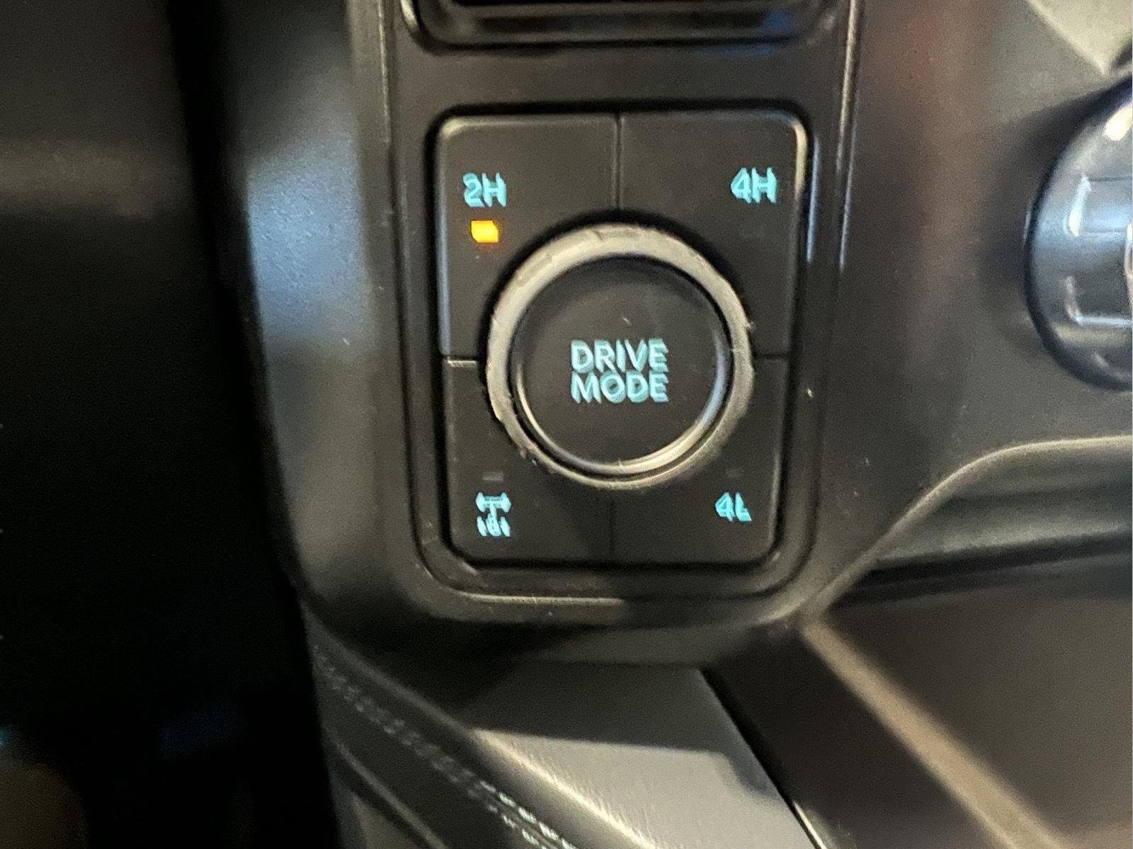 New 2026 Agate Black Metallic Ford F-350® Platinum® image 27
