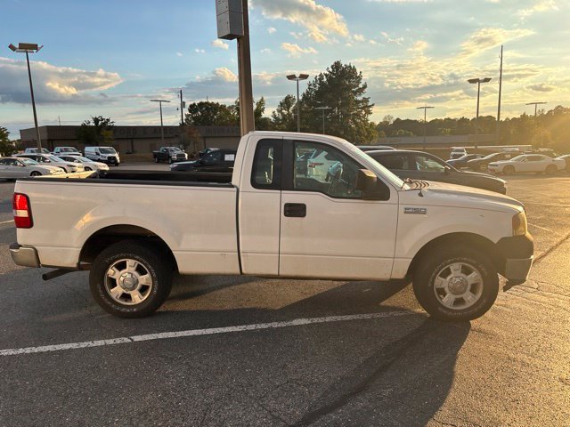 Used 2008 White Ford XL image 2