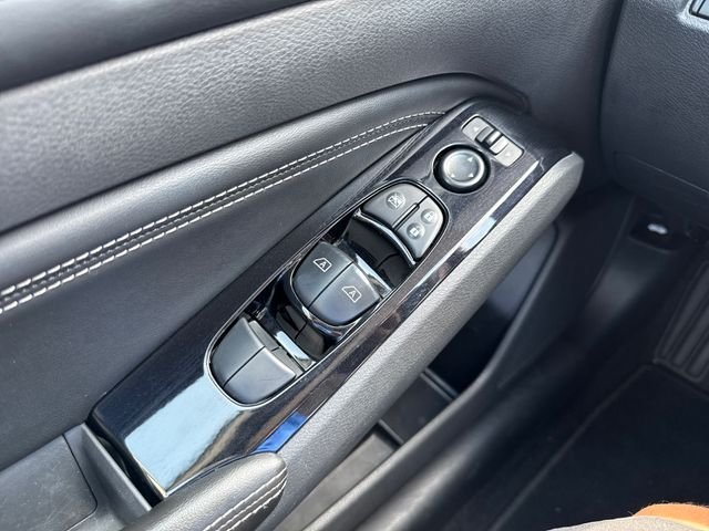 Used 2022 Silver Nissan 2.5 SL image 12