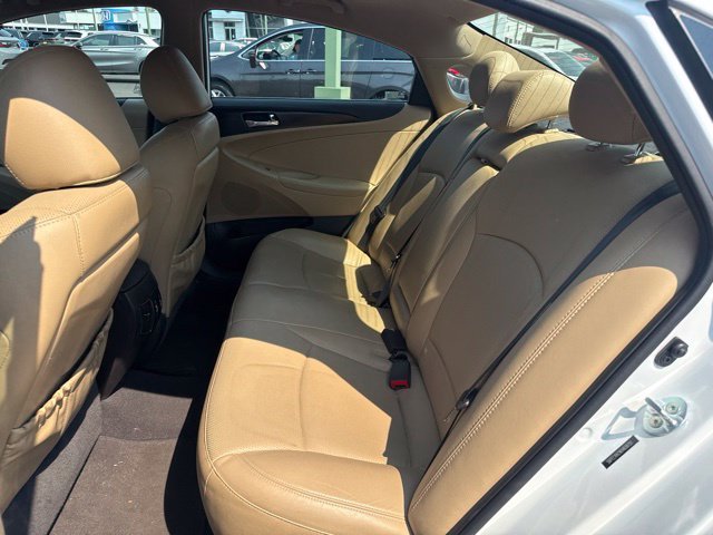 Used 2014 Pearl White Hyundai Limited image 11