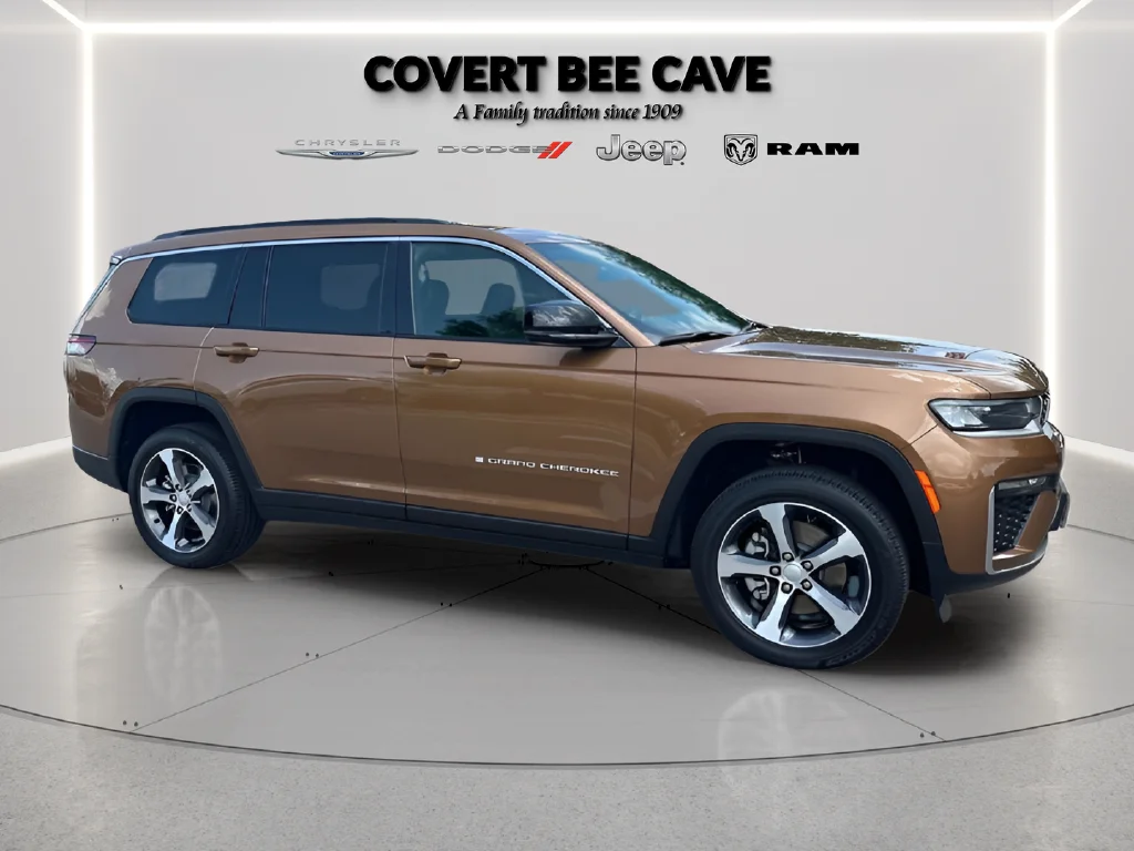 New 2026 Copper Shino Metallic Clear-Coat Exterior Paint Jeep Limited image 14