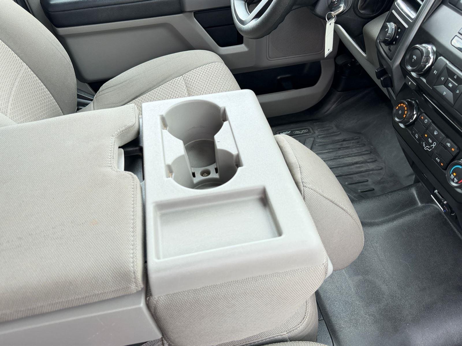 2018 Ford F-350 Super Duty XLT - Photo 52