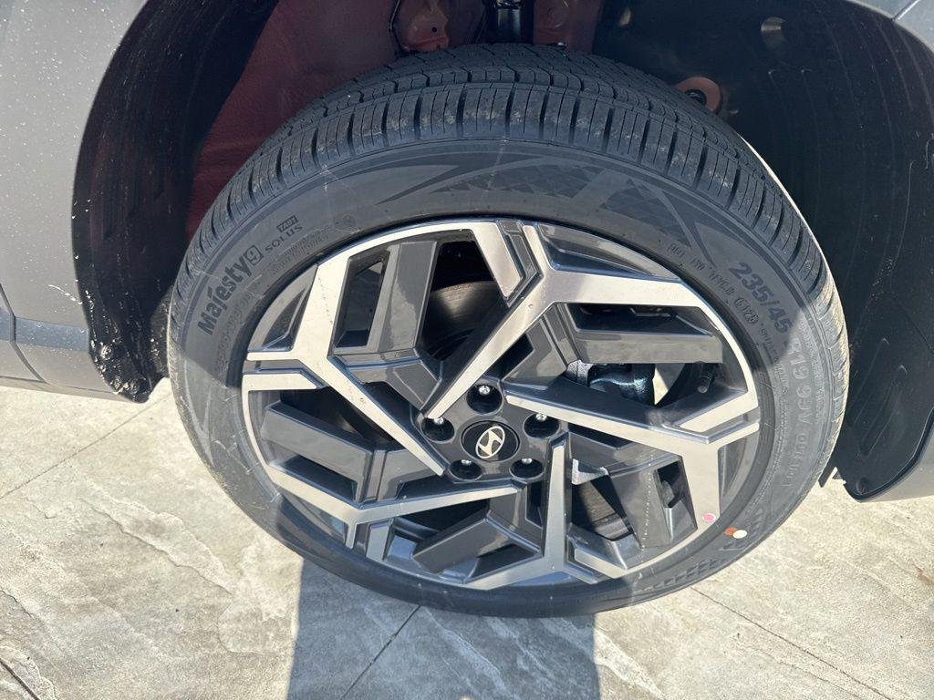New 2026 Red Hyundai SEL Premium AWD image 13