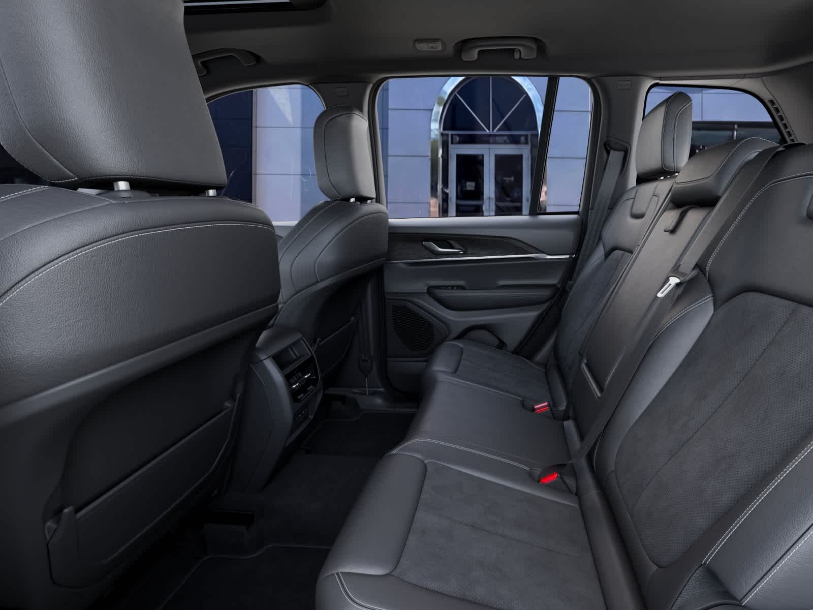New 2026 Bright White Clear-Coat Exterior Paint Jeep Laredo Altitude image 23