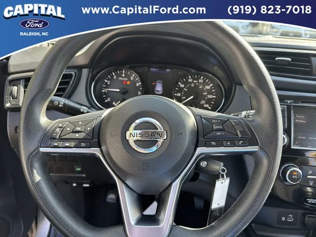 Used 2019 Silver Nissan S image 24