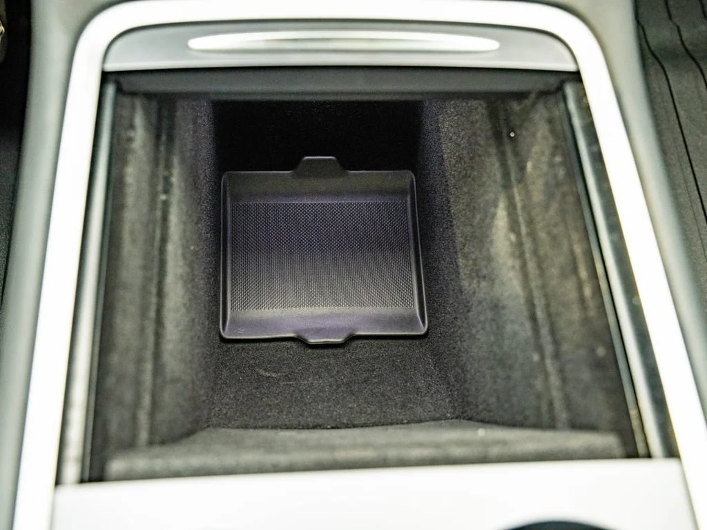 Used 2023 Black Tesla  image 32