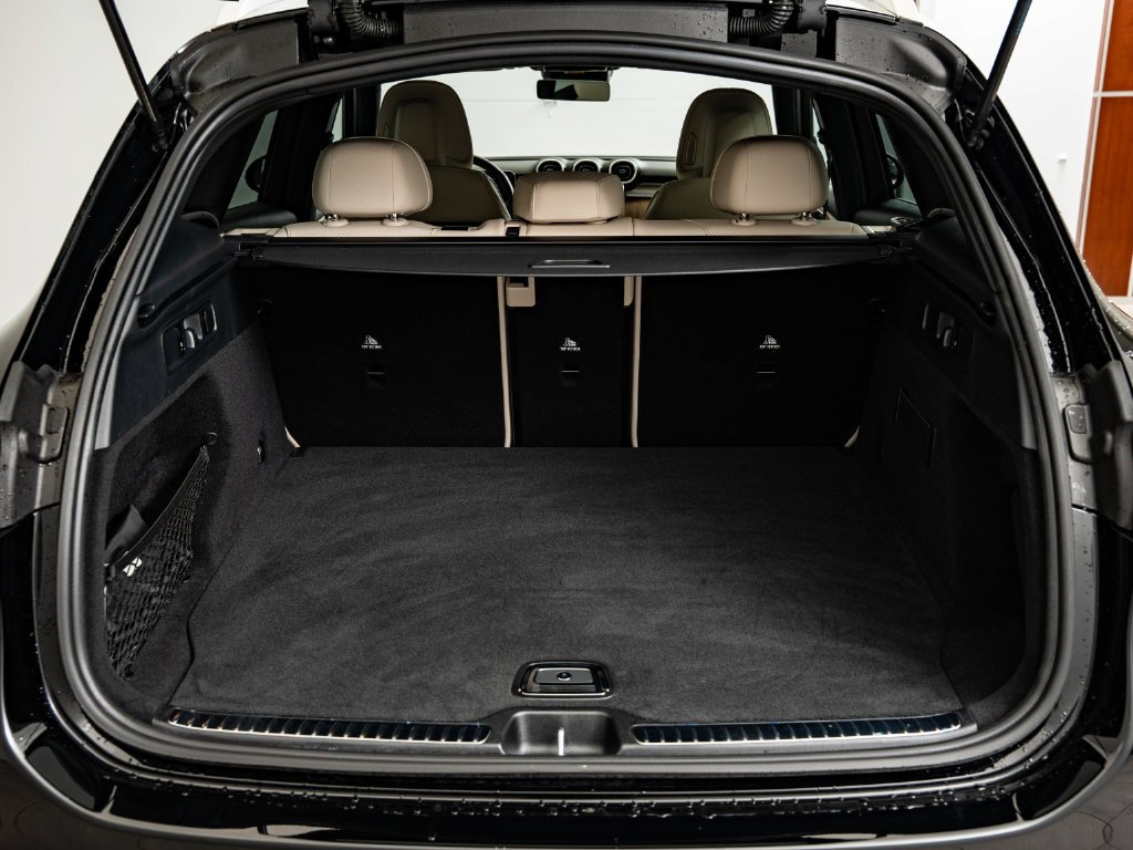 Used 2026 Black Mercedes-Benz GLC 300 image 20